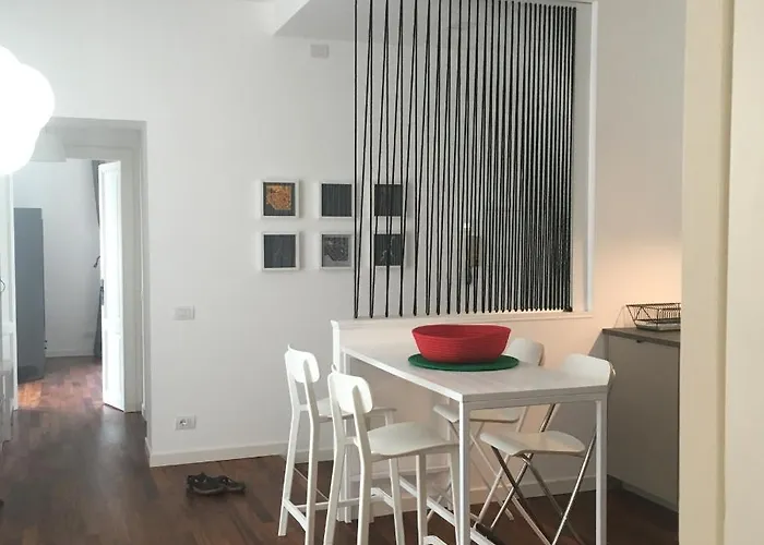 Joivy Stylish Apt In Centre Of Cernobbio