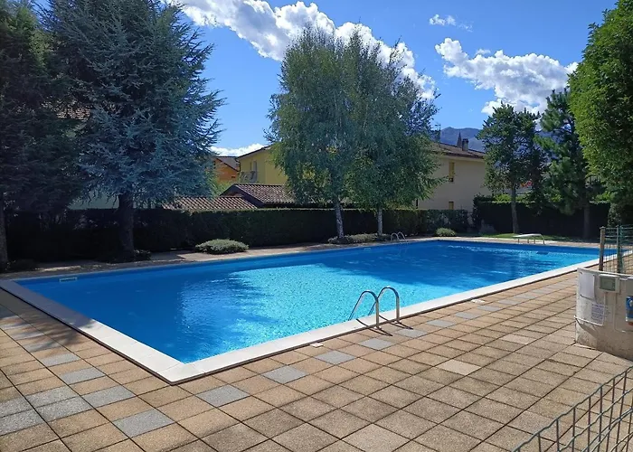 House In A Beautiful Residence With Garden, Swimming Pool And Parking Spot - Larihome A07