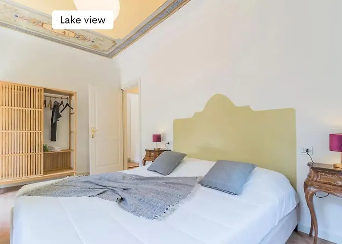 Varenna-Center Cosy-House Lake View