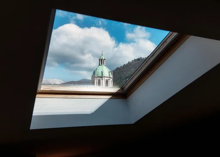 Sky Attic 72 - The House Of Travelers