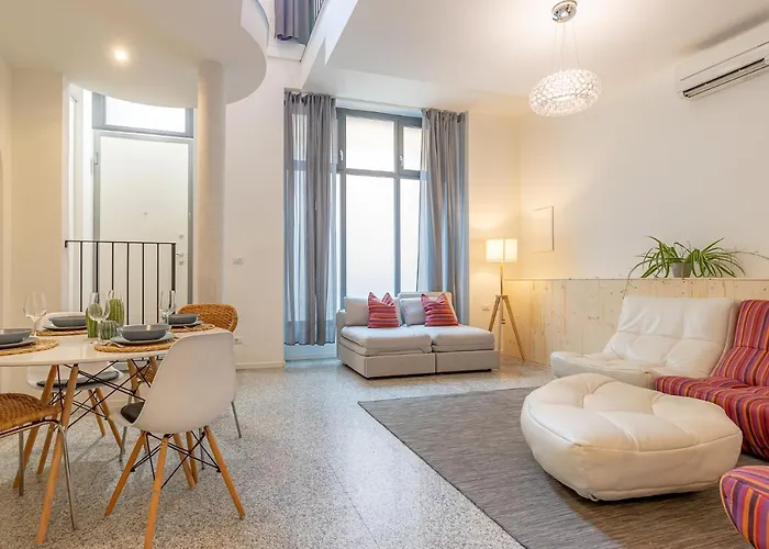 Moderno Loft A Due Passi Dal Lago