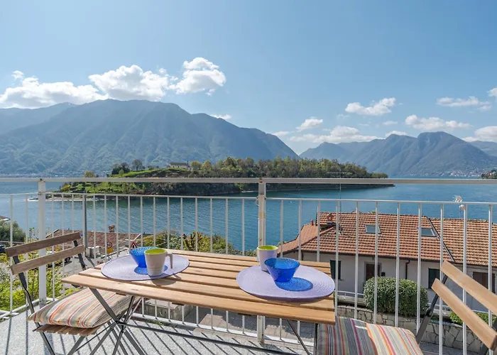 Lake Como Apartment With Balcony And Private Parking
