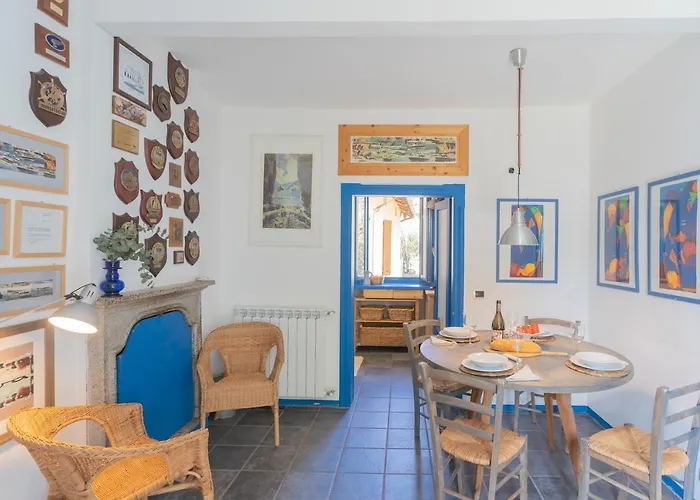 Deriva Apartment On Careno\'S Beach By Rent All Como