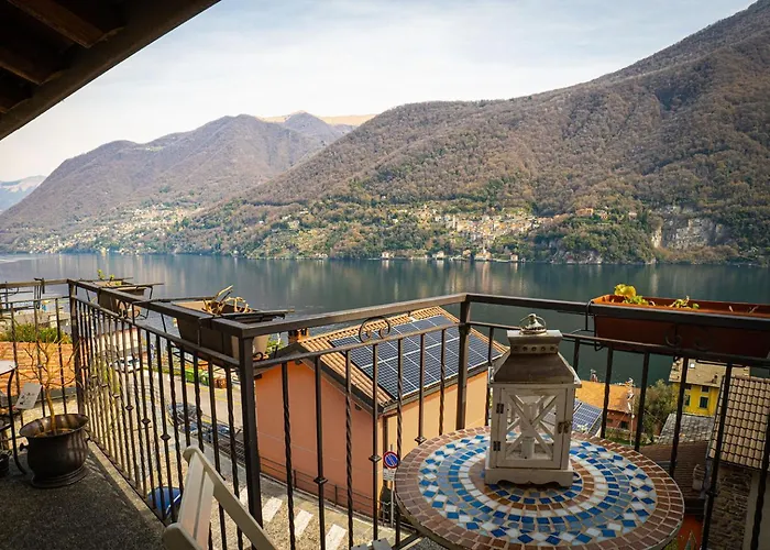 Lake View 16