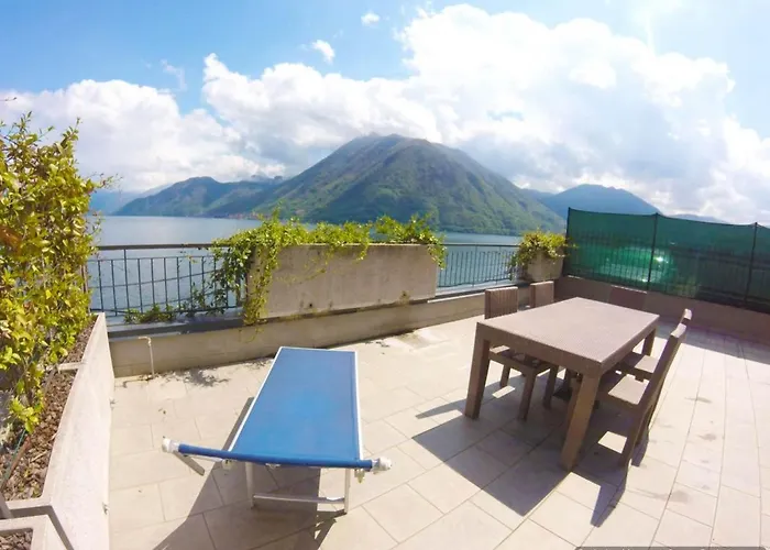 The Little Eagle - Apartment With Terrace