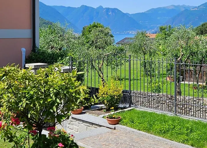 Apartment With Garden And Parking