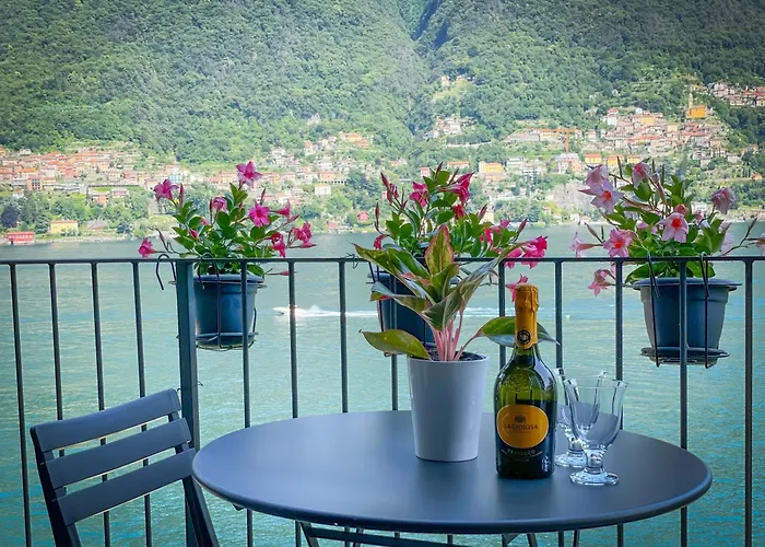 Balcony On The Lake - Free Parking, Lake View