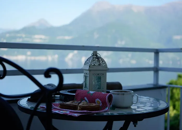 Varenna Wonders, Villa con barbecue e piscina comoda per 13 ospiti