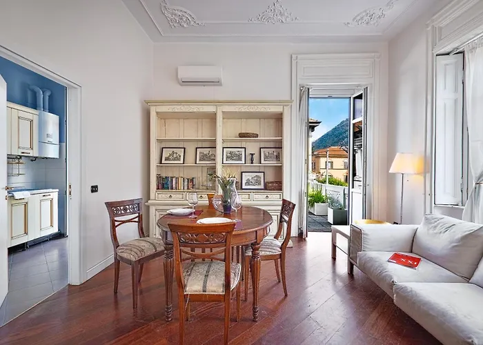 Three-Room Apartment In Como Center
