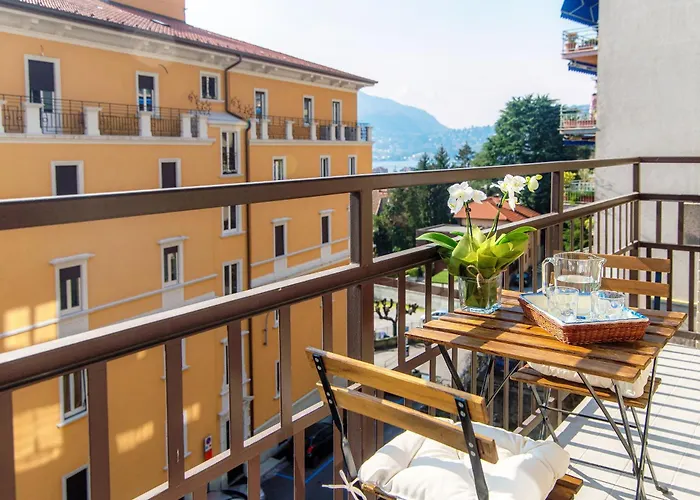 Sweet Home On The Lake - Downtown Como