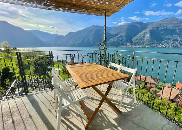 Il Noce Lake View Apartment