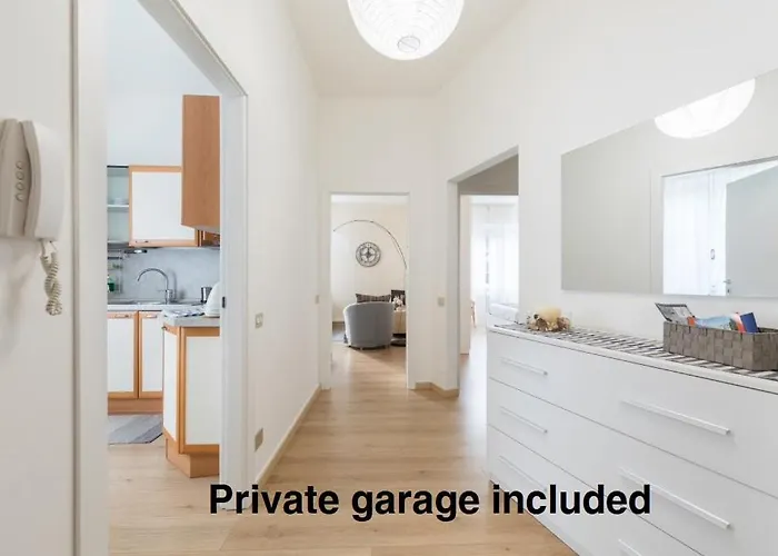 Lovely, Charming And Quiet Apartment In The Centre Air Conditioned And Free Private Garage