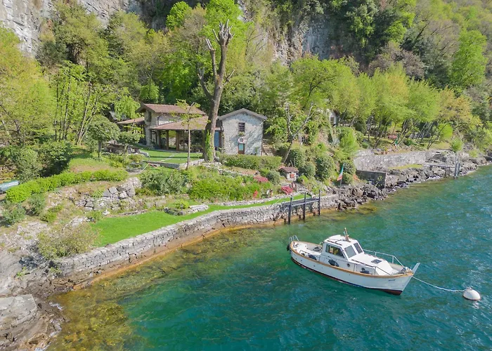 The Writer\'S Nest Waterfront Villa By Rent All Como