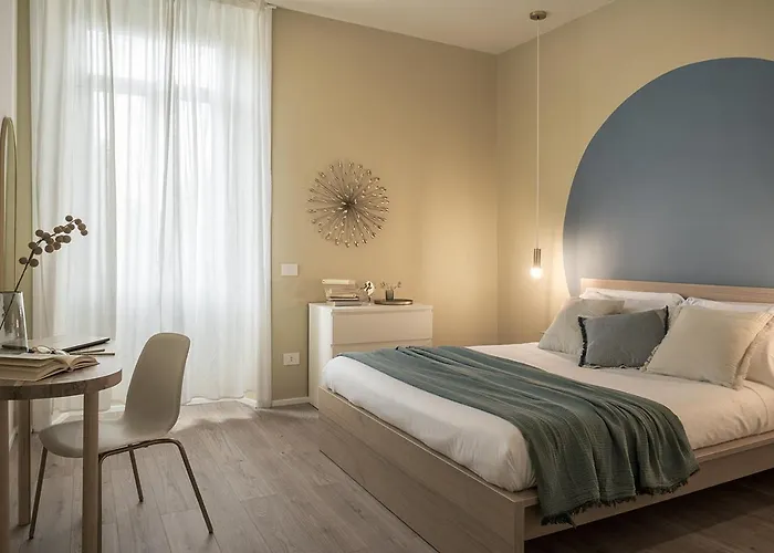 Exclusive Blue Apartment - City Center - Como - Near Station