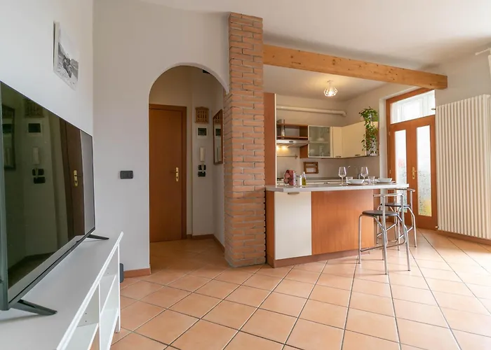 Mamma Ciccia - La Casa Sul Fiume