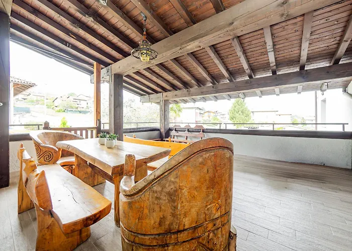 Chiaro House