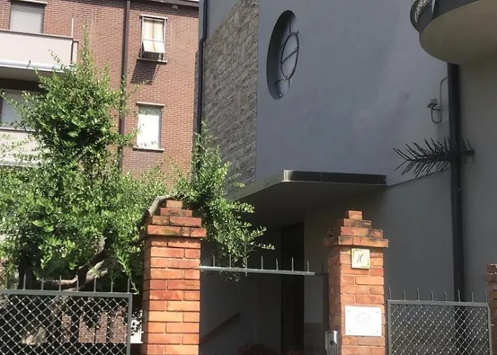 Nuova Casa Vacanze Nonna Prassede Con Giardino E Posto Auto