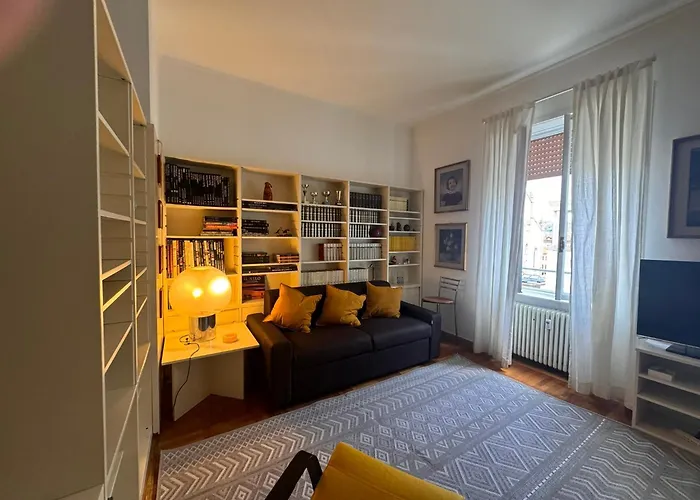 Casa Rosy Como Historic Centre