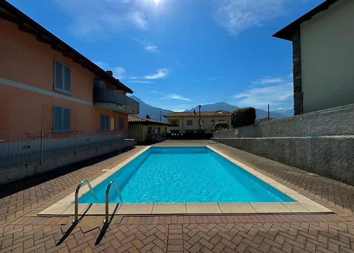 Pianello Charming Lake View