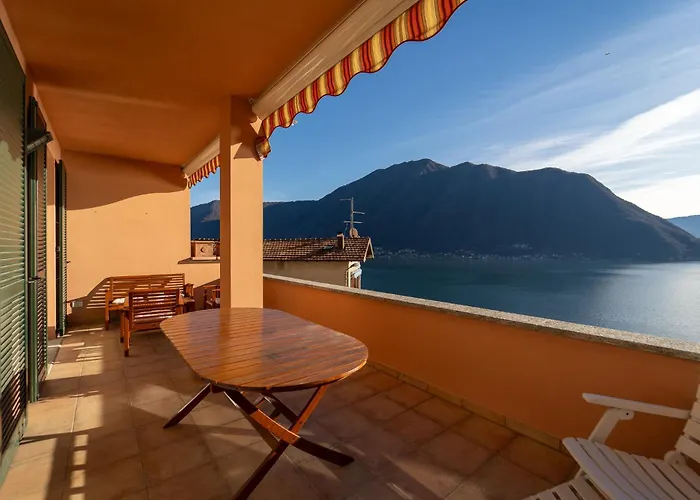 Splendida Casa Con Terrazza Vista Lago E 2 Garage