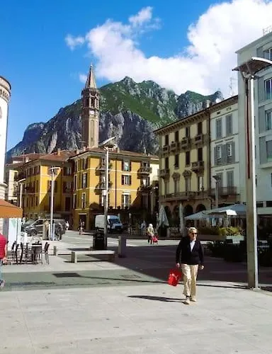 Ampio Monolocale Vicino Al Lungolago Di Lecco
