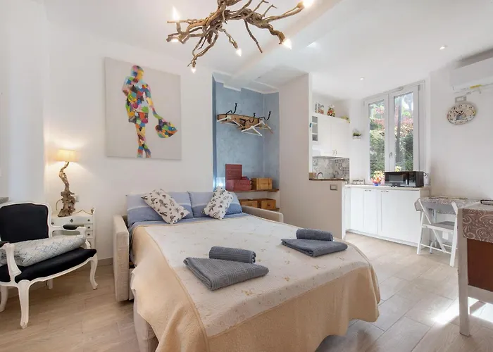Kella\'S Holiday Home