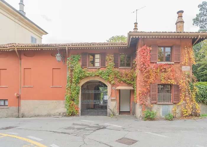 La Piazza Di Cernobbio By Rent All Como