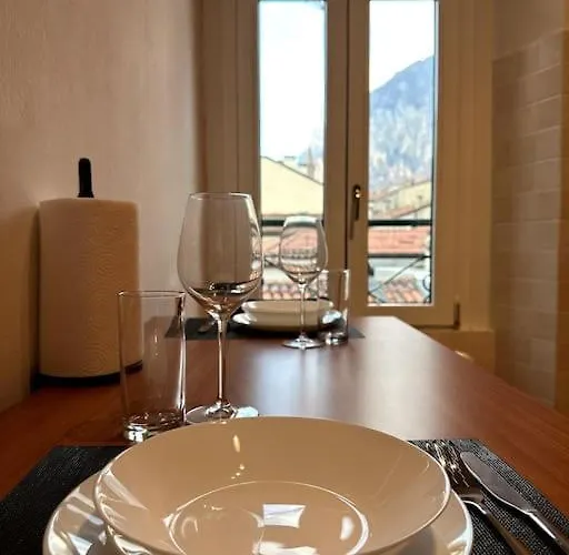 Comfy Apartment In Lecco 2