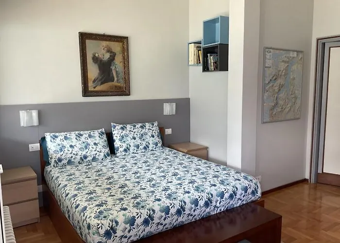 Lakeviewcabin - King Room With Balcony