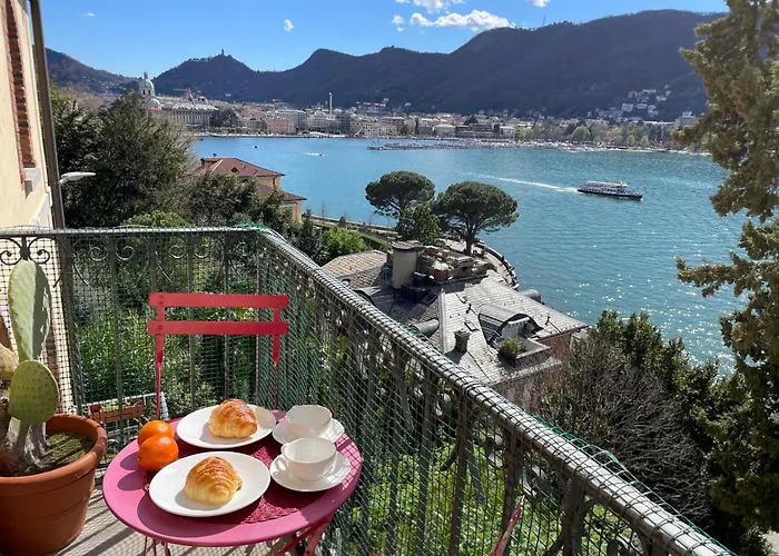 Lake Front View On Viale Geno
