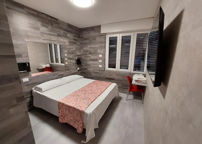 Hotel Pontenuovo Di Macyszyn Fabio