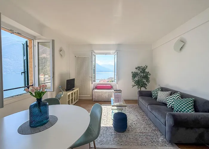 Villa Peroni Argegno - View House
