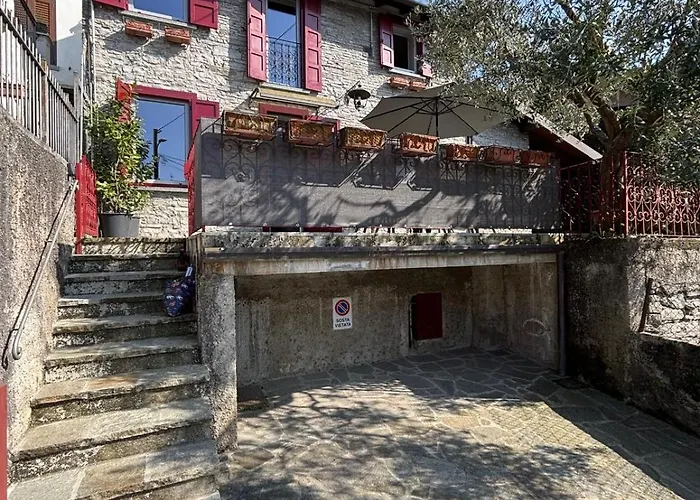 Ester Lakehouse, Graziosa Casa Indipendente