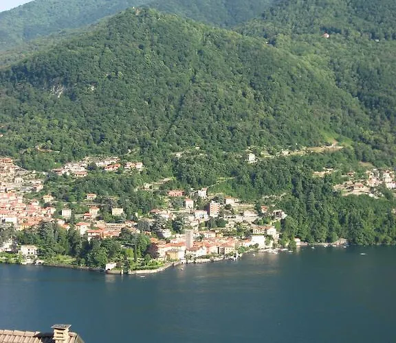 Moltrasio Casa Dell\'Uva