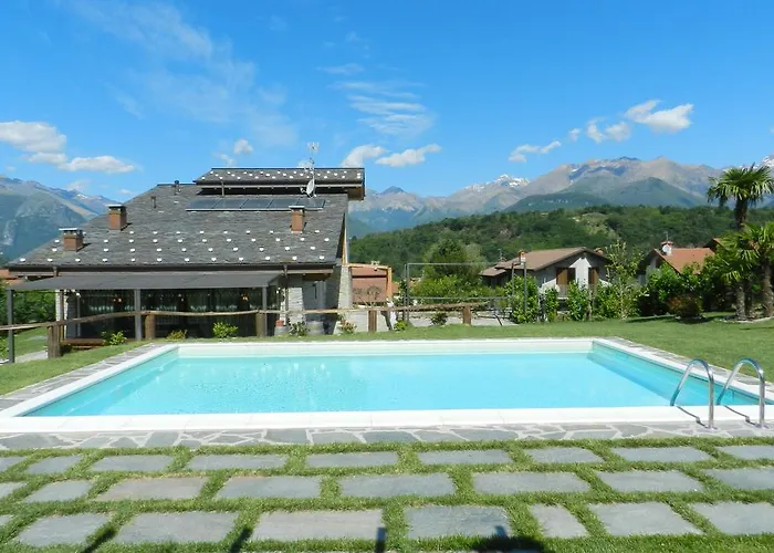 Villa La Corte With Amazing Pool And Garden