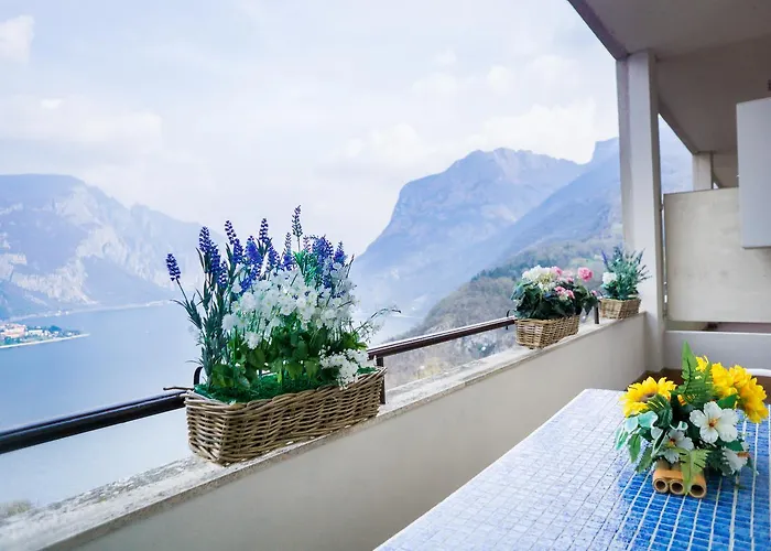 Angolo Paradiso - Lago Di Como