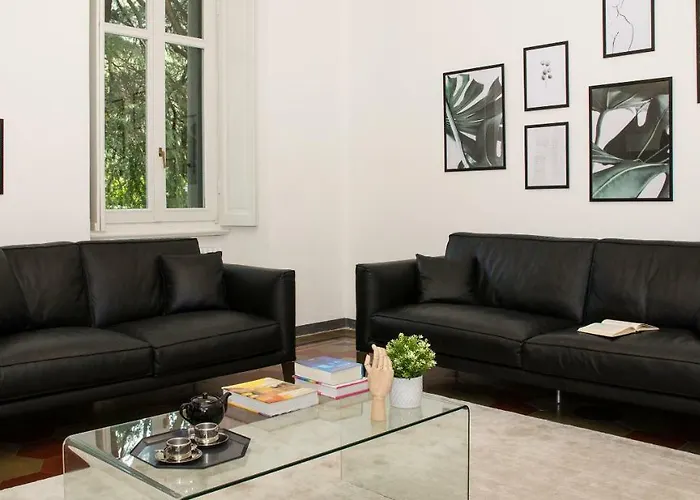 Joivy Splendid 3Br Apt With Parking And Terrace In Como