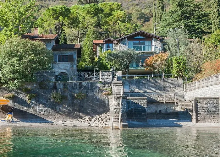 Villa Sara Lakeside
