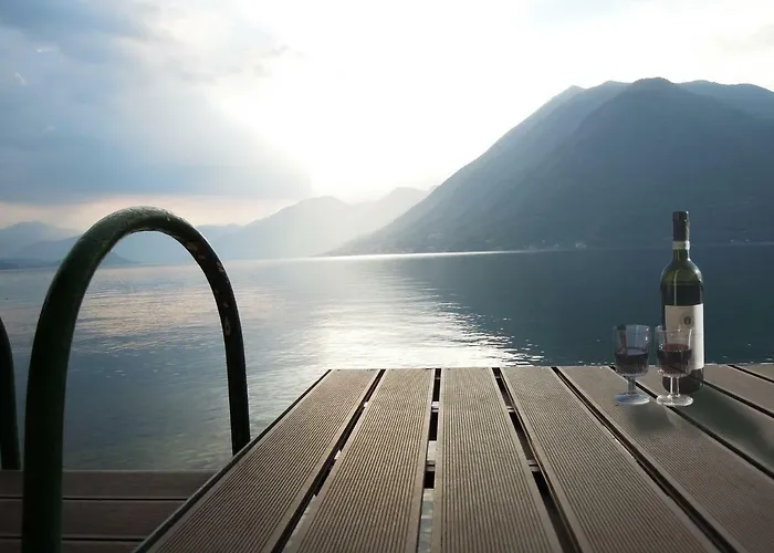 Charming House With The Private Dock I