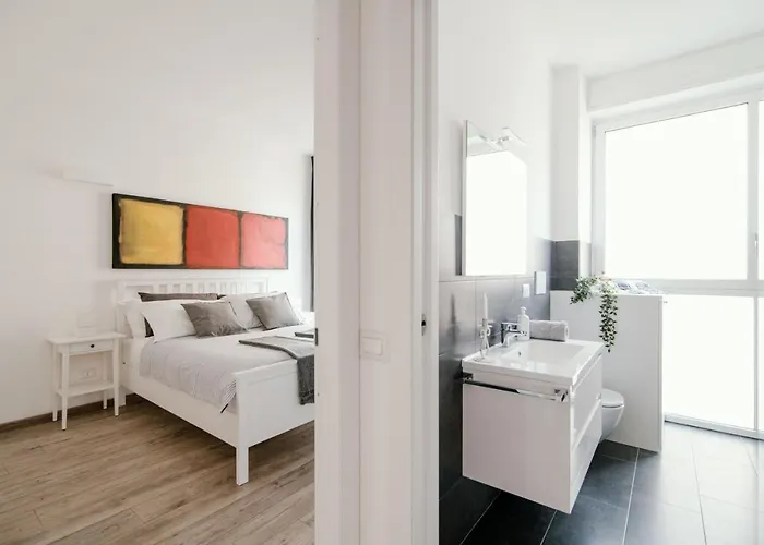 Mark\'S Gallery Apartment By Myhomeincomo