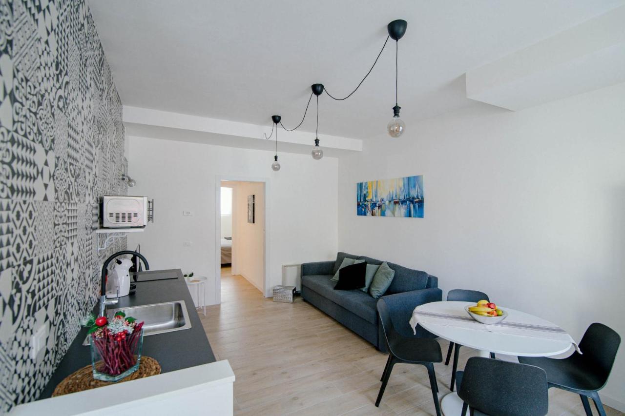 White Soul - By Myhomeincomo Apartment *