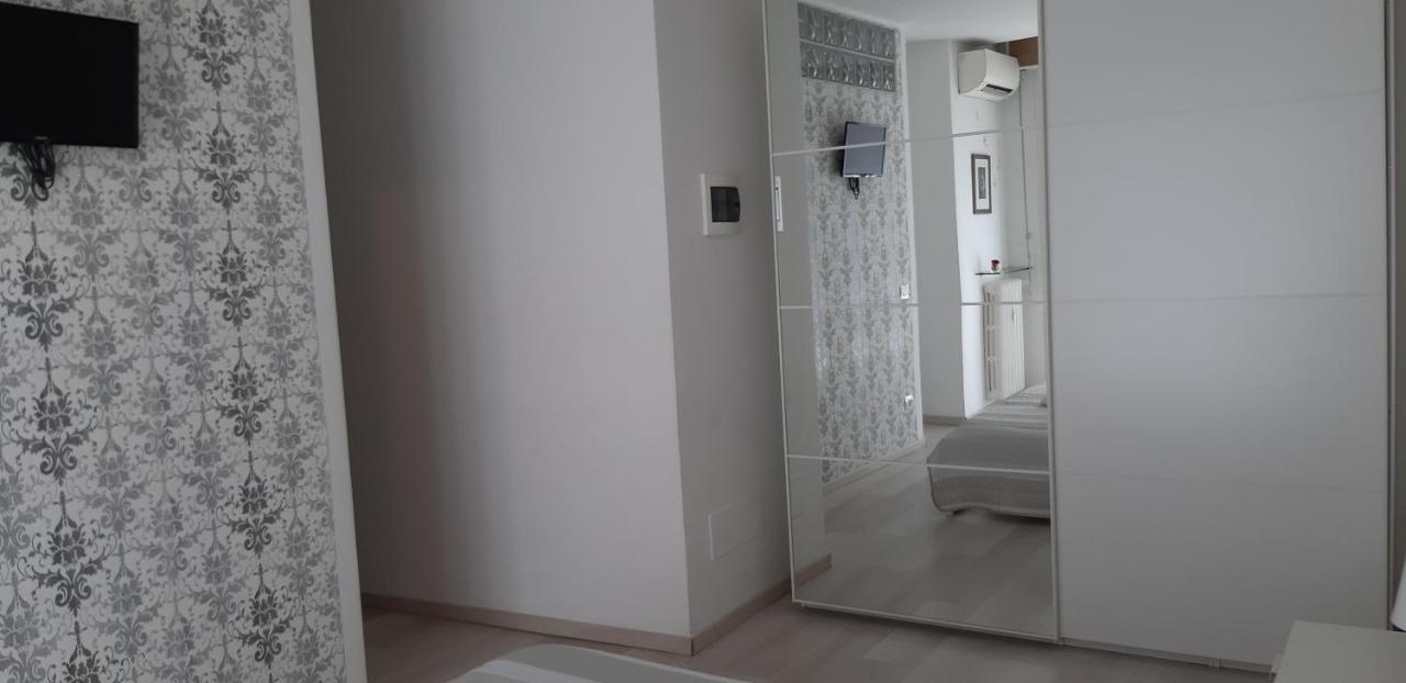 Manzoni Apartment Como