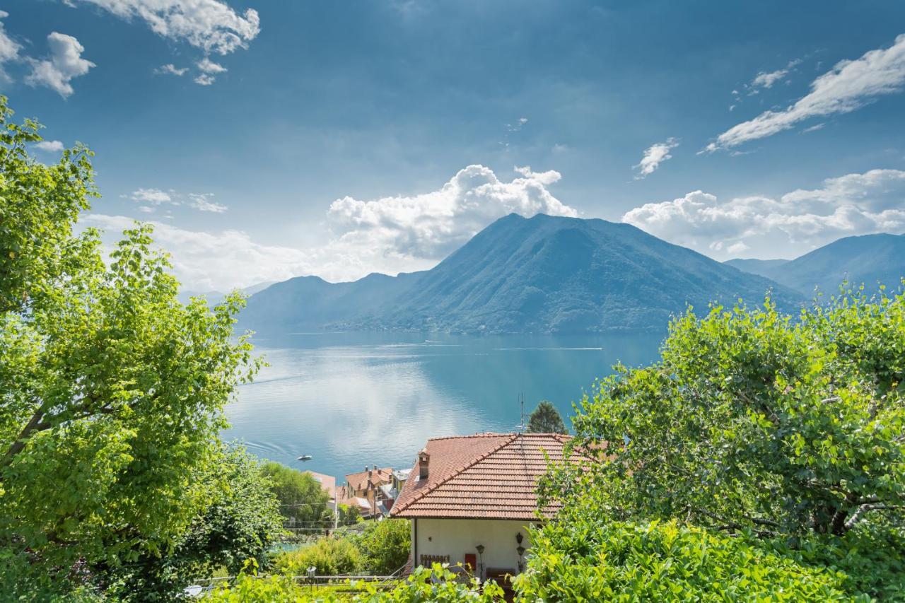 Castello With Jacuzzi&priceless View By Rentallcomo Villa *