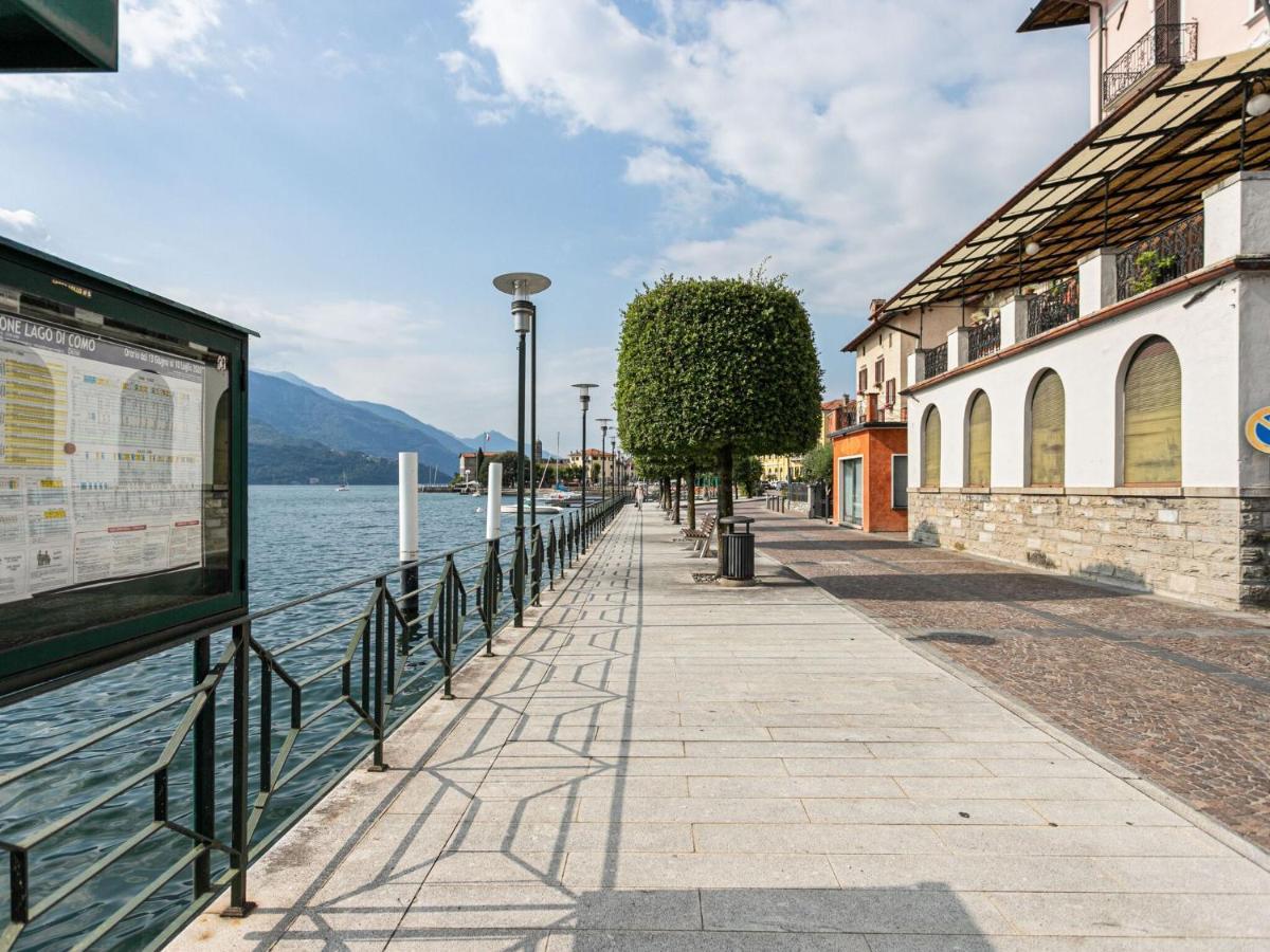 Wonderful Flat With Swimming Pool Lift And Garden Apartment Gravedona
