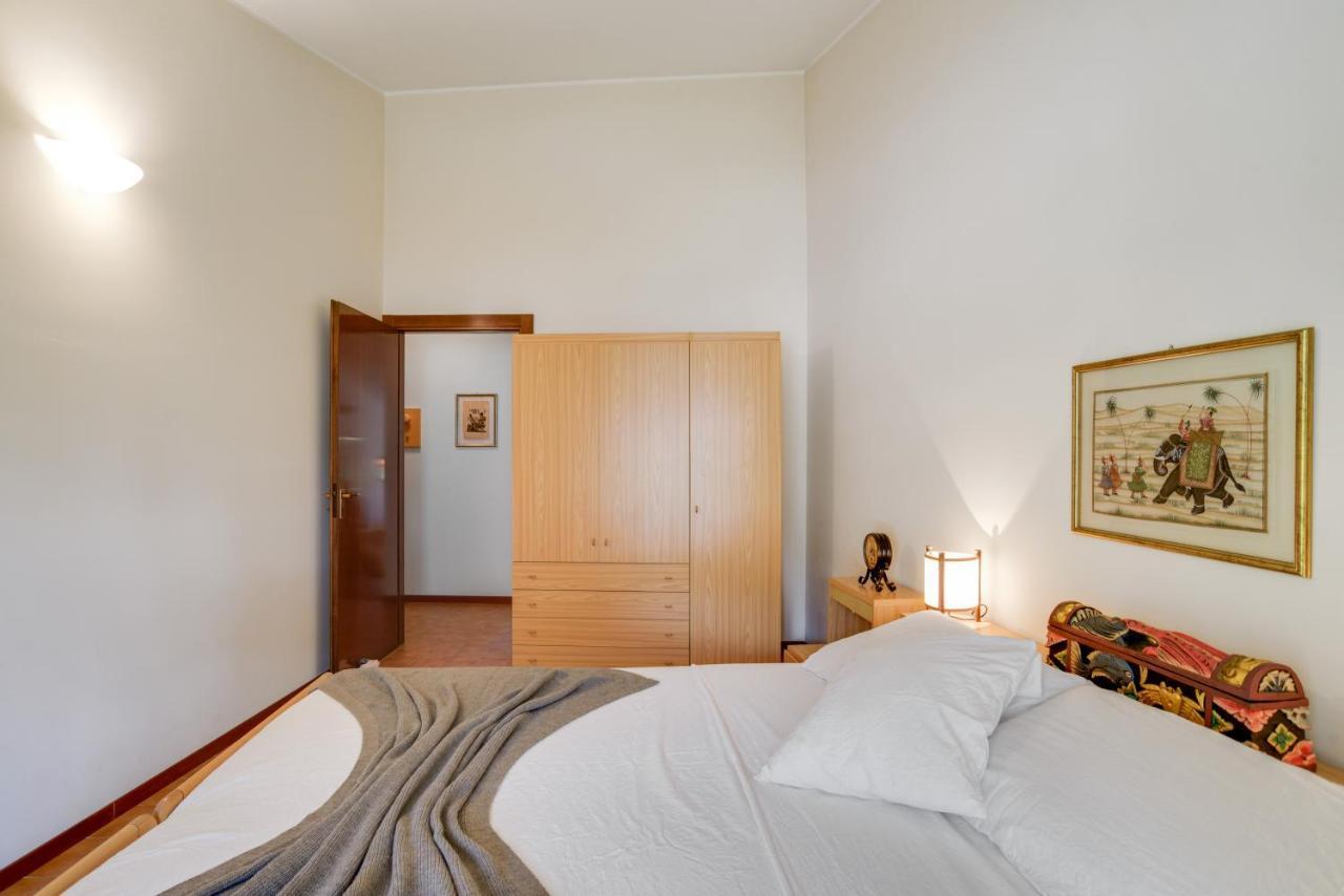 Cozy And Quiet On The Hills Of Lenno! Free Parking Nearby Apartment *
