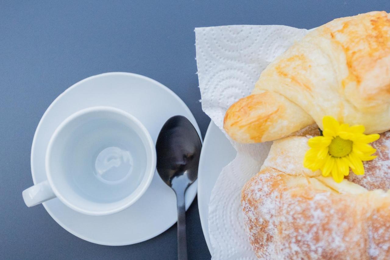 Colazione Da Tiffany With Private Parking - By Rent Cernobbio