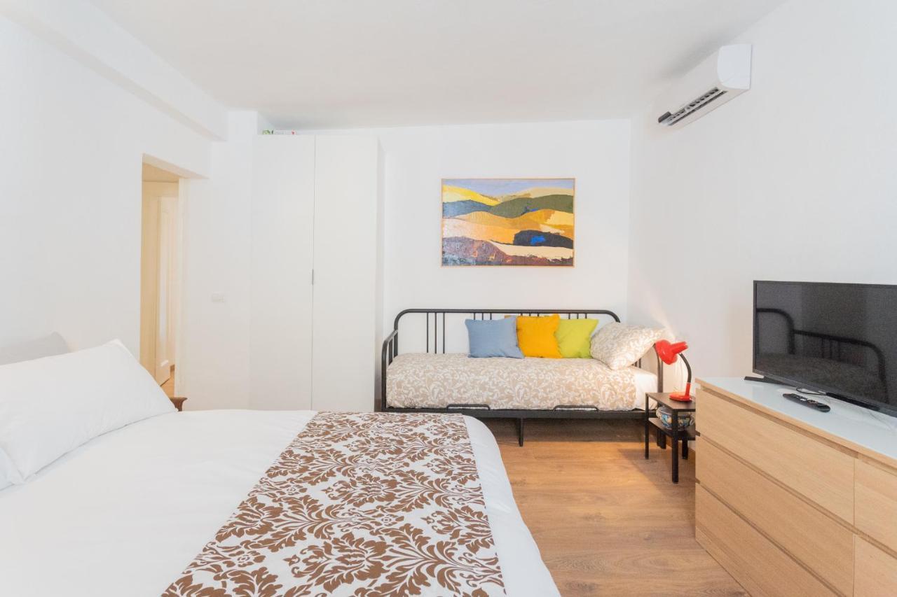 Apartment Da Pia In Historycal Centre By Rent Como