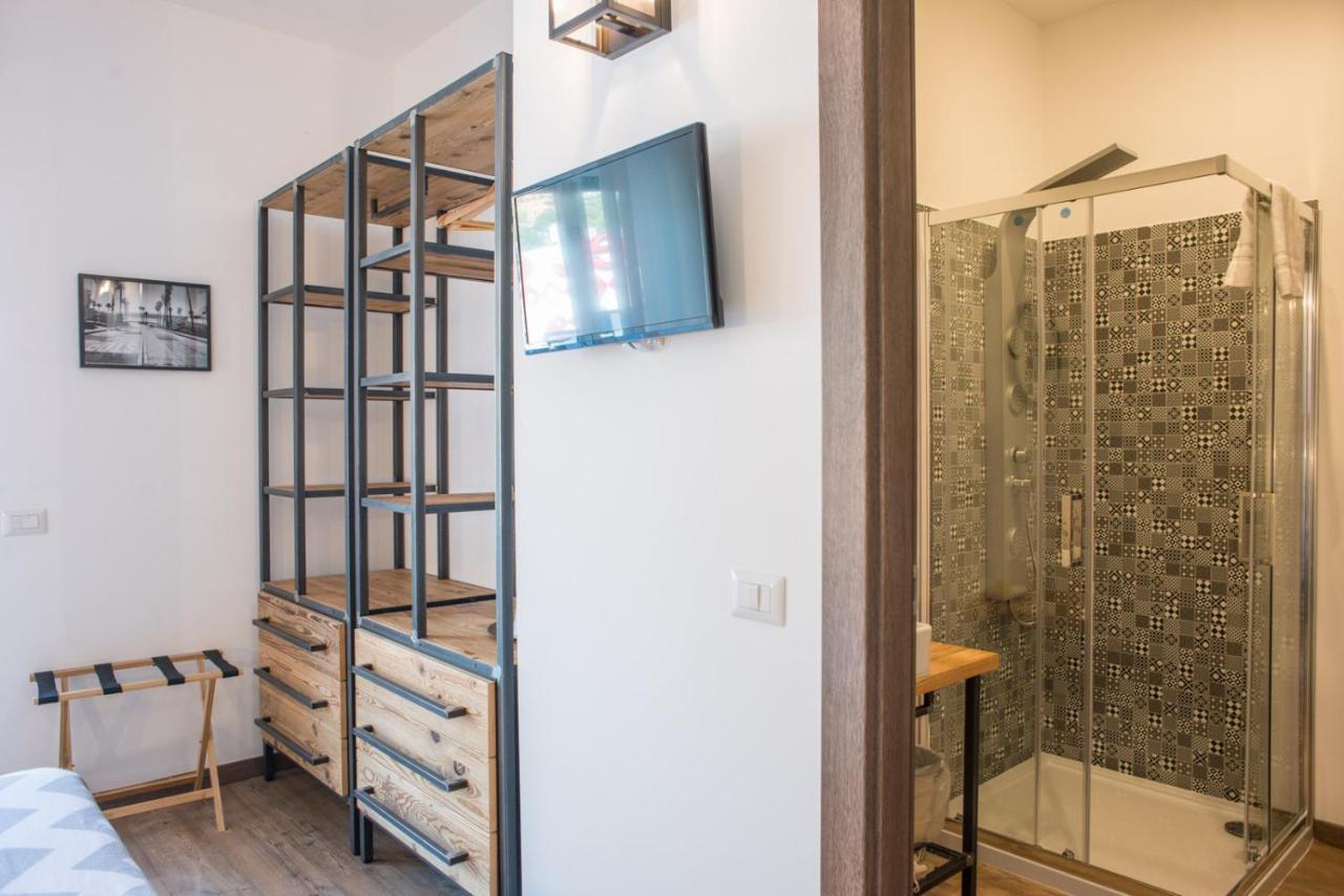 Officina Guest house Como