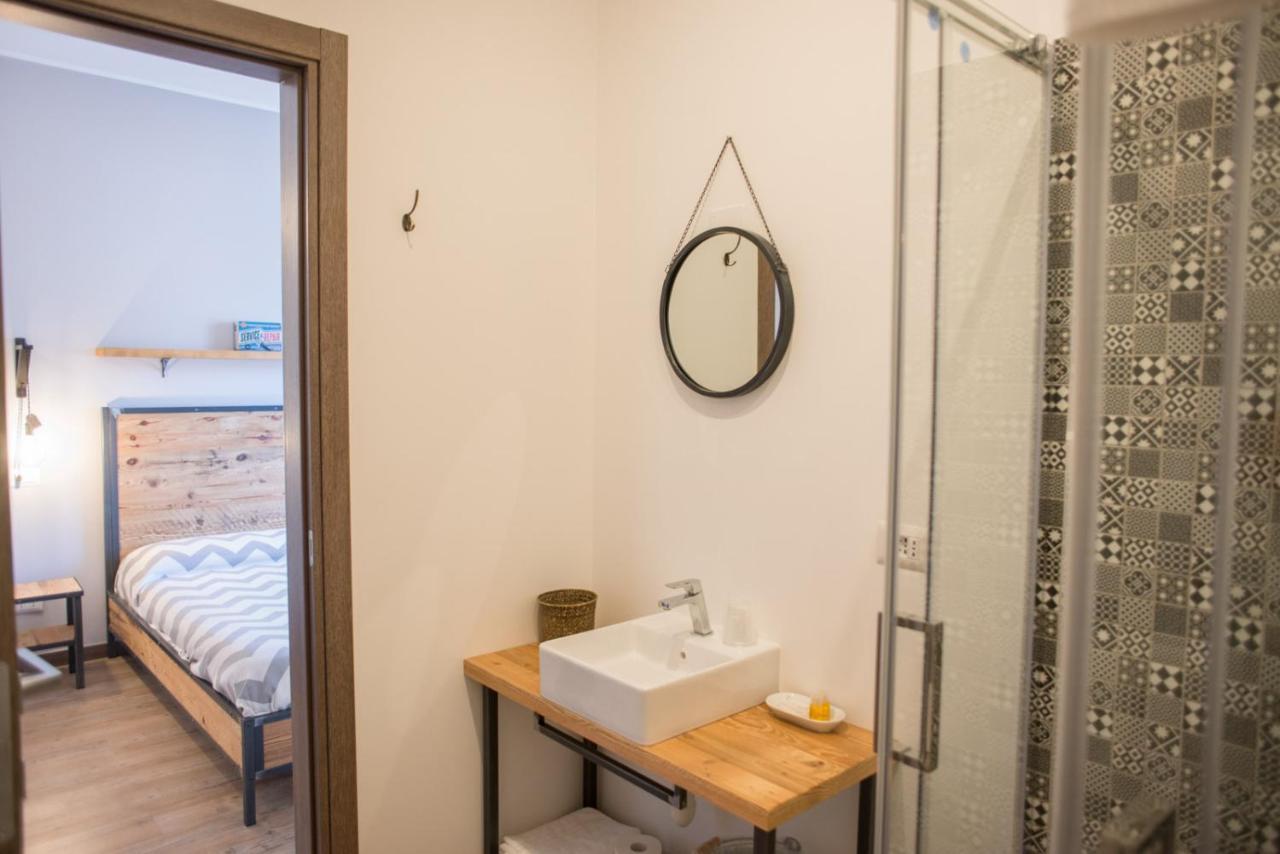 Officina Guest house *