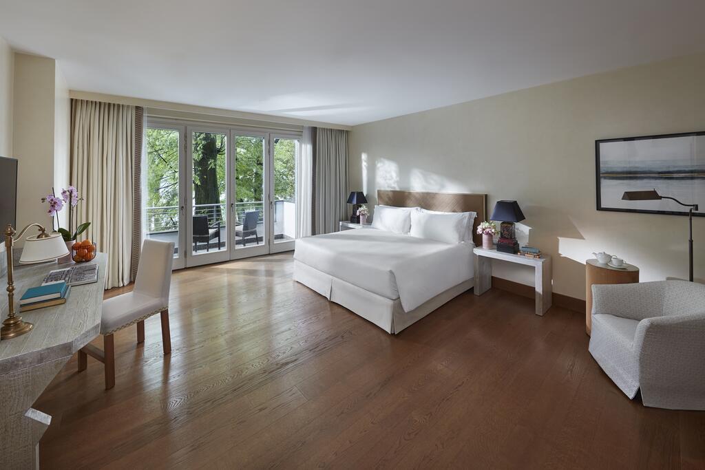 Mandarin Oriental, Di Hotel